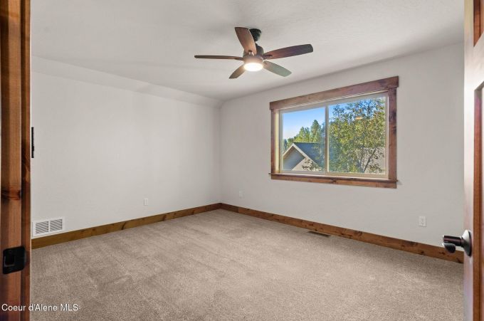 Property thumbnail 43