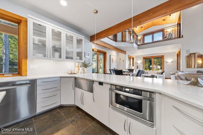 Property thumbnail 11