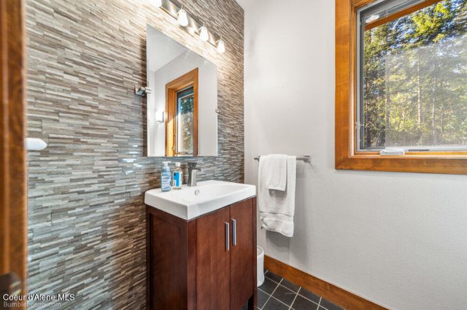 Property thumbnail 25