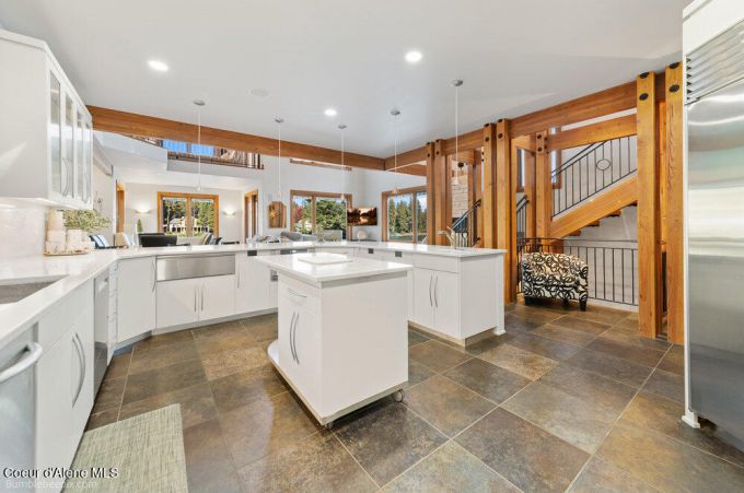 Property thumbnail 9