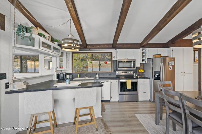 Property thumbnail 7