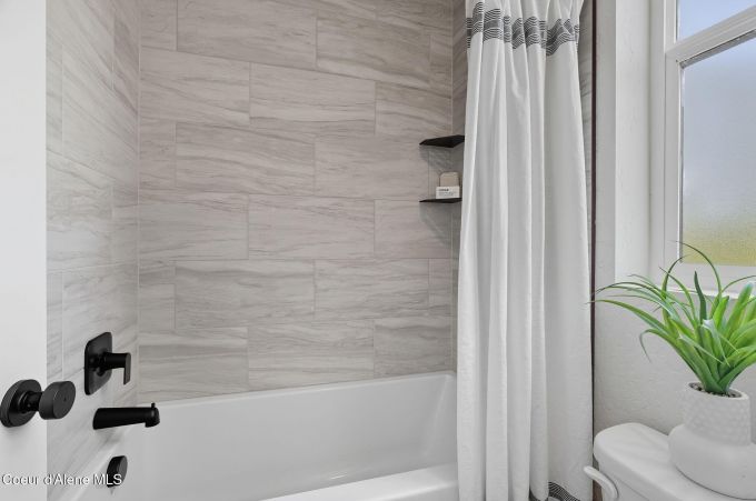 Property thumbnail 23