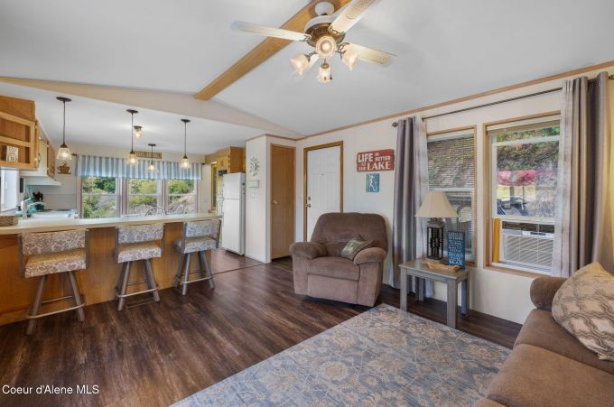 Property thumbnail 11