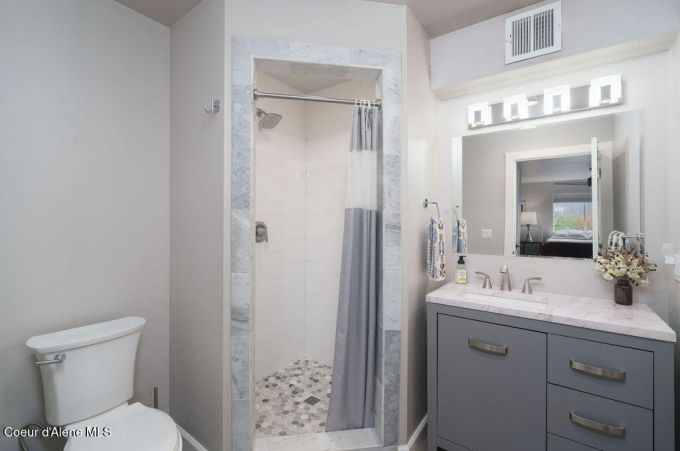 Property thumbnail 26