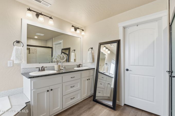 Property thumbnail 24