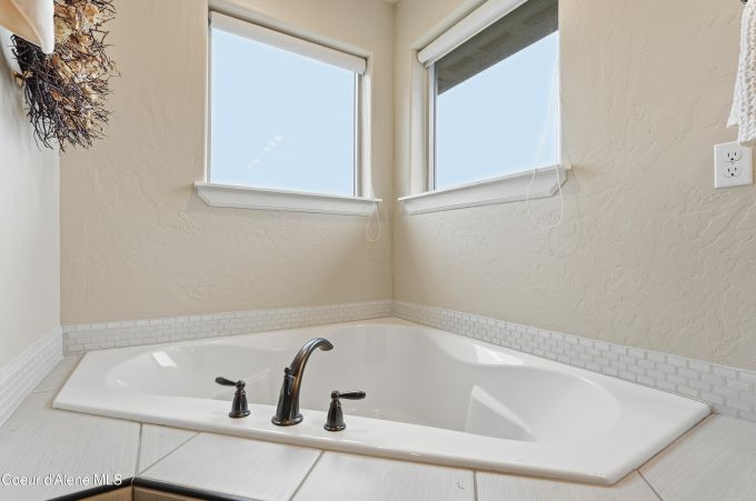 Property thumbnail 25