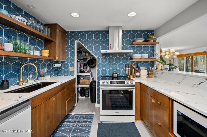 Property thumbnail 19