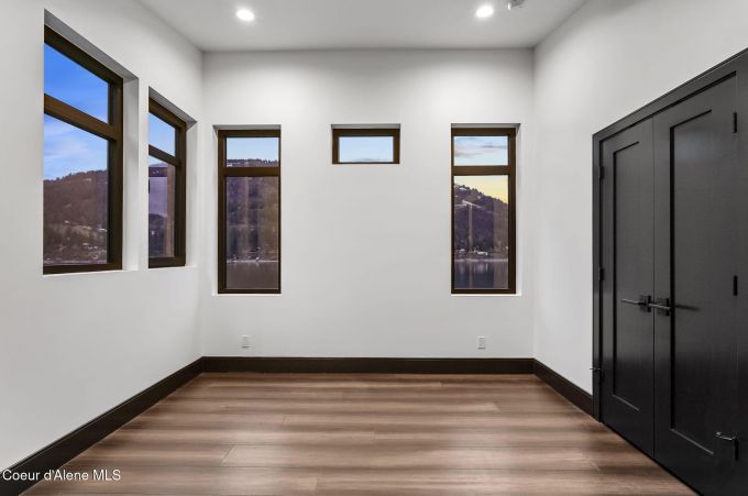 Property thumbnail 43