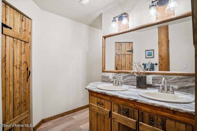 Property thumbnail 42