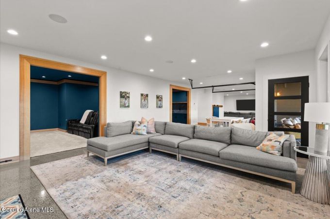 Property thumbnail 43