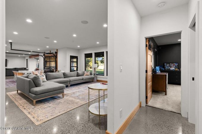 Property thumbnail 46