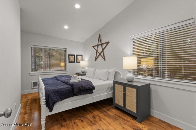 Property thumbnail 76