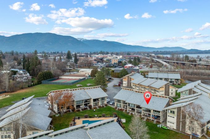 Property thumbnail 12