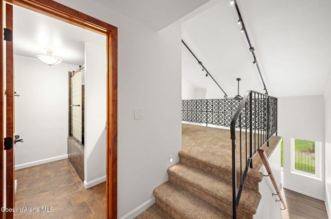 Property thumbnail 36