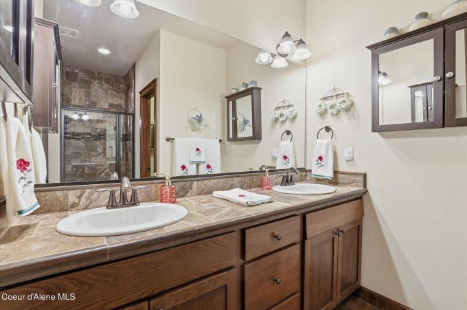 Property thumbnail 22